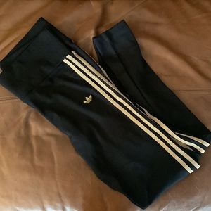 Like New Adidas High Waisted Ribbed Leggings Sz XL